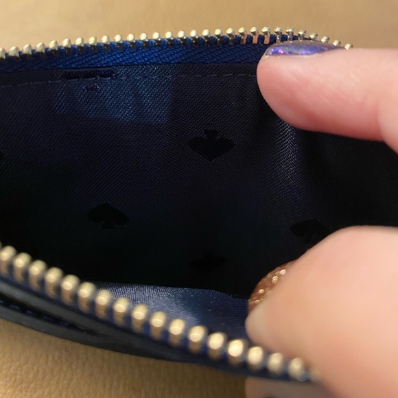 NWT Kate Spade large slim card holder - Picture 3 of 3